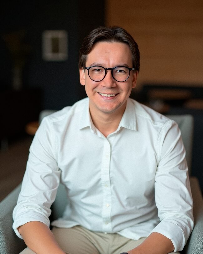 Image hover effect image